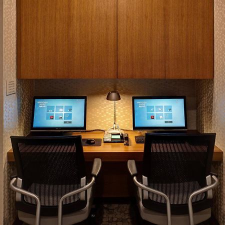 Springhill Suites By Marriott Wichita Airport Exterior photo