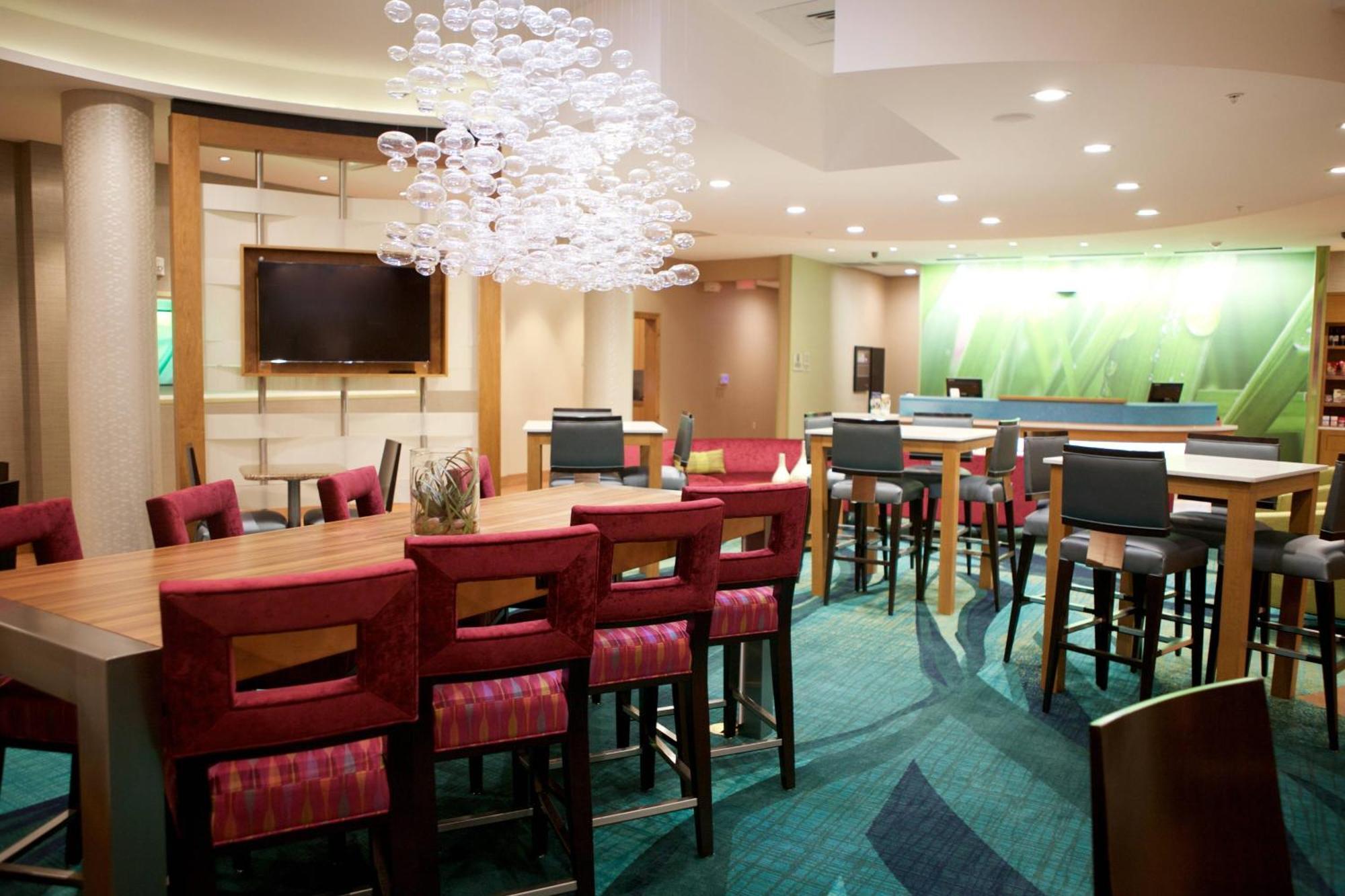 Springhill Suites By Marriott Wichita Airport Exterior photo